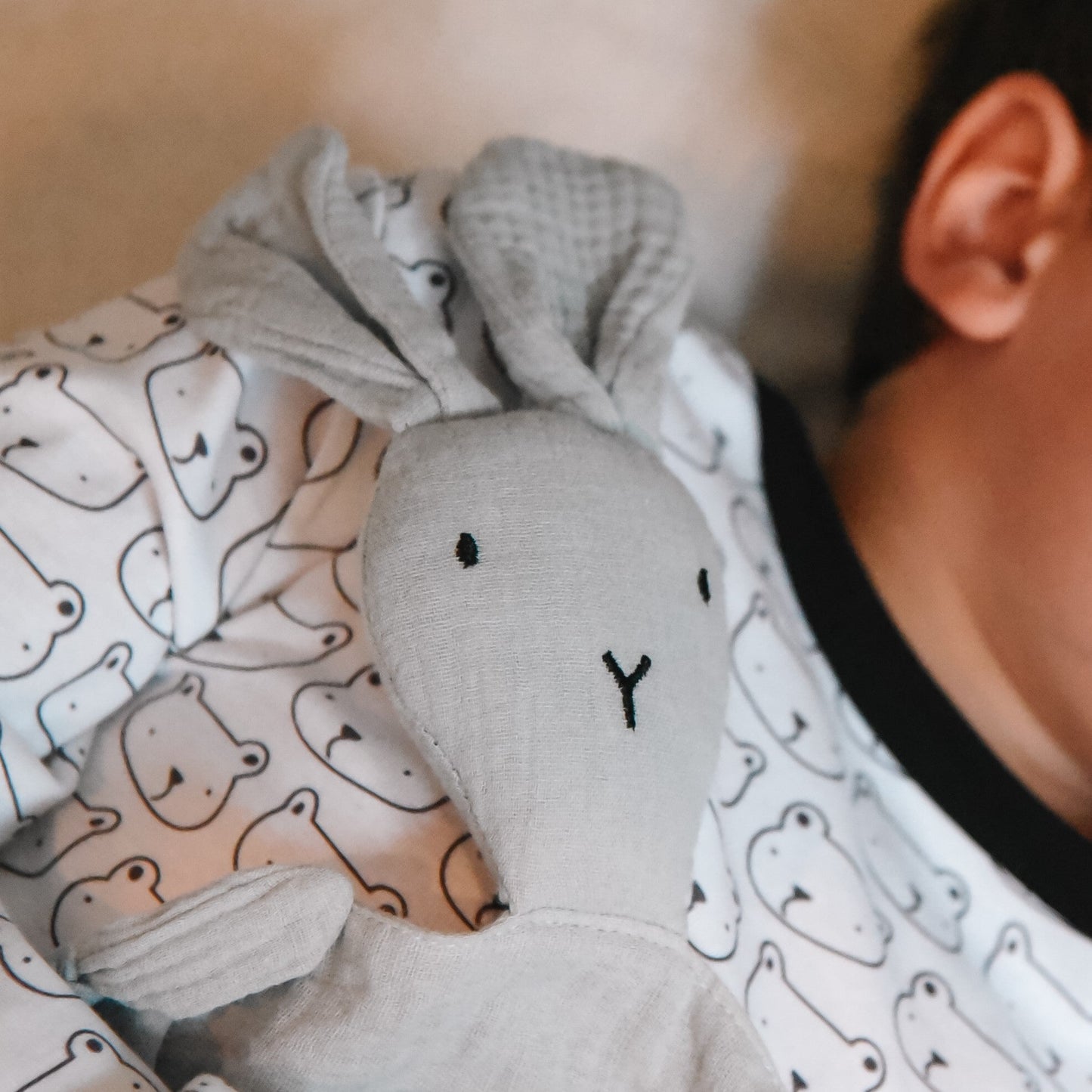 Tuto apego conejo gris - SimplyB