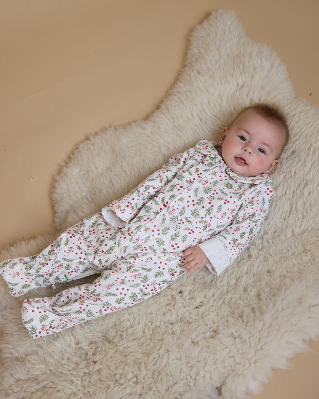 Enterito bebé niña navideño