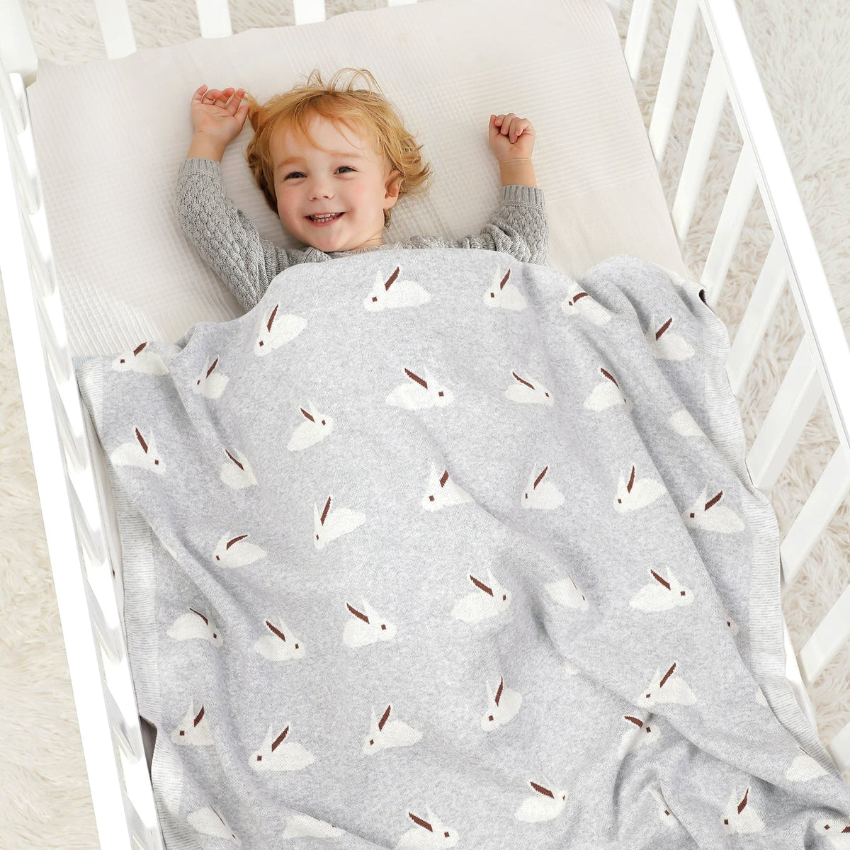 Manta de algodón para bebé SimplyB diseño conejo gris