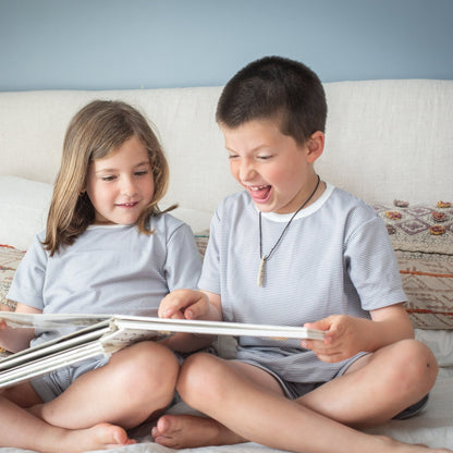 Pijama corto rayas niño y niña - SimplyB